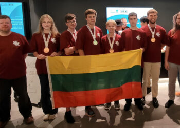 Pasaulinėje matematikos olimpiadoje – 5 lietuvaičių iškovoti bronzos medaliai ir Lietuvos pasiūlytas uždavinys