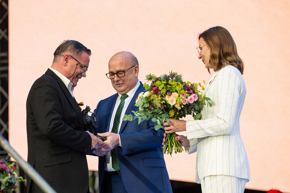 Nuopelnai Kaunui – įvertinti Santakos garbės ženklais | kaunas.lt nuotr.