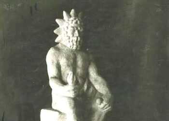 Juozo Zikaro sukurta skulptūra „Perkūnas“. 1923 m.