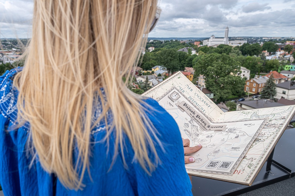 Literatūriniai maršrutai Ąžuolyno biblioteka 