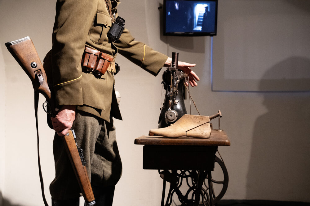 Parodos atidarymo akimirka, E. Kuckailio teatralizuotas pasakojimas 