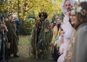 Kaukai ir laumės kviečia vaikus į magišką susitikimą šventėje „Miško burtai“