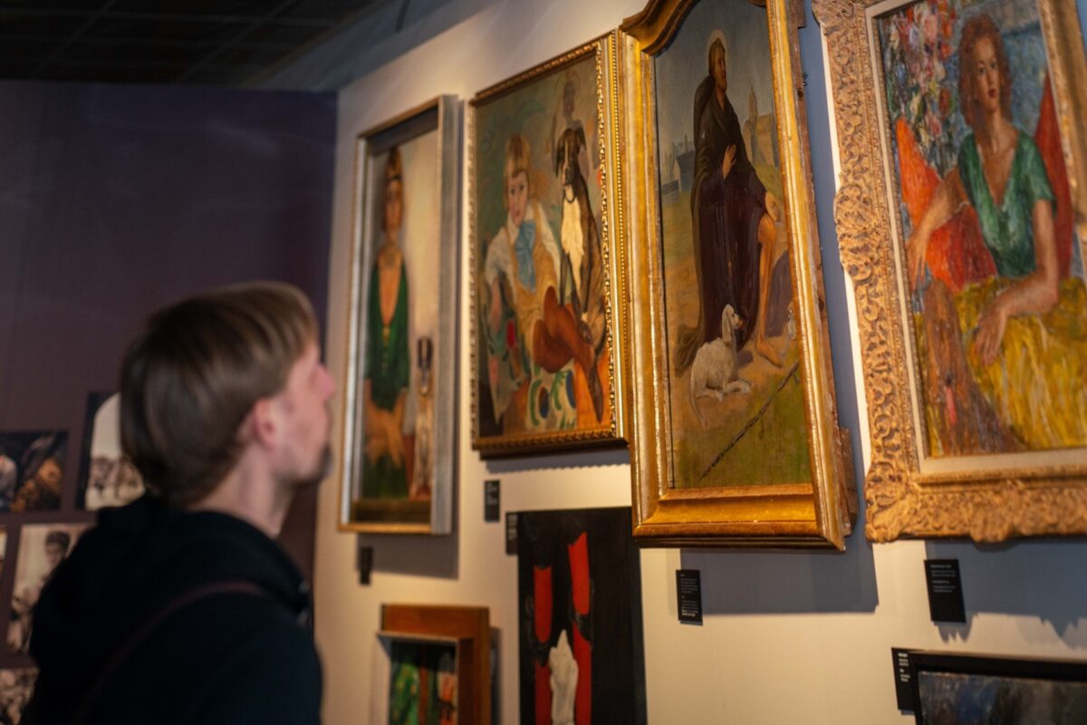 Ką atskleidė lankytojų užrašytos baimės parodoje „Istorija vizgina uodegą“? 