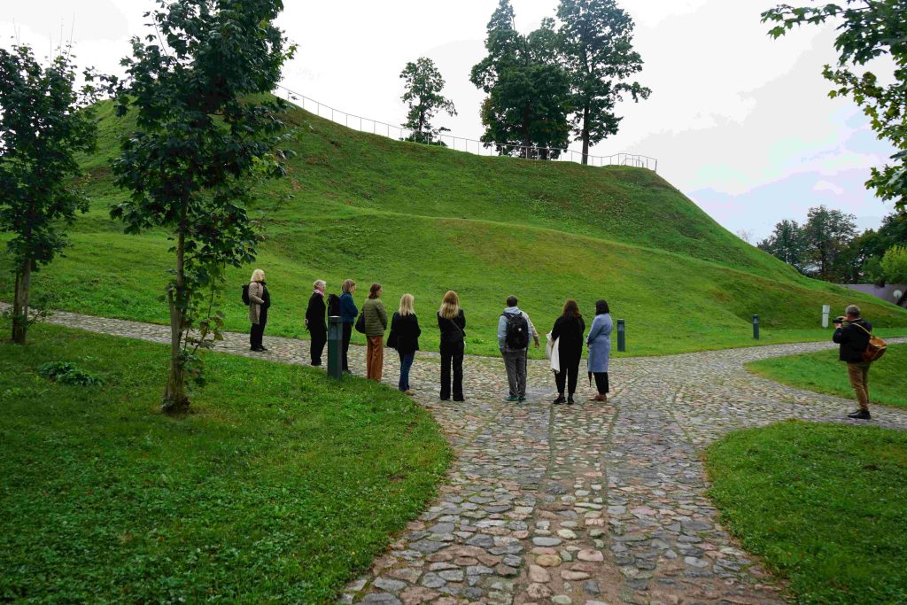 Ukmergės piliakalnio apžiūra 