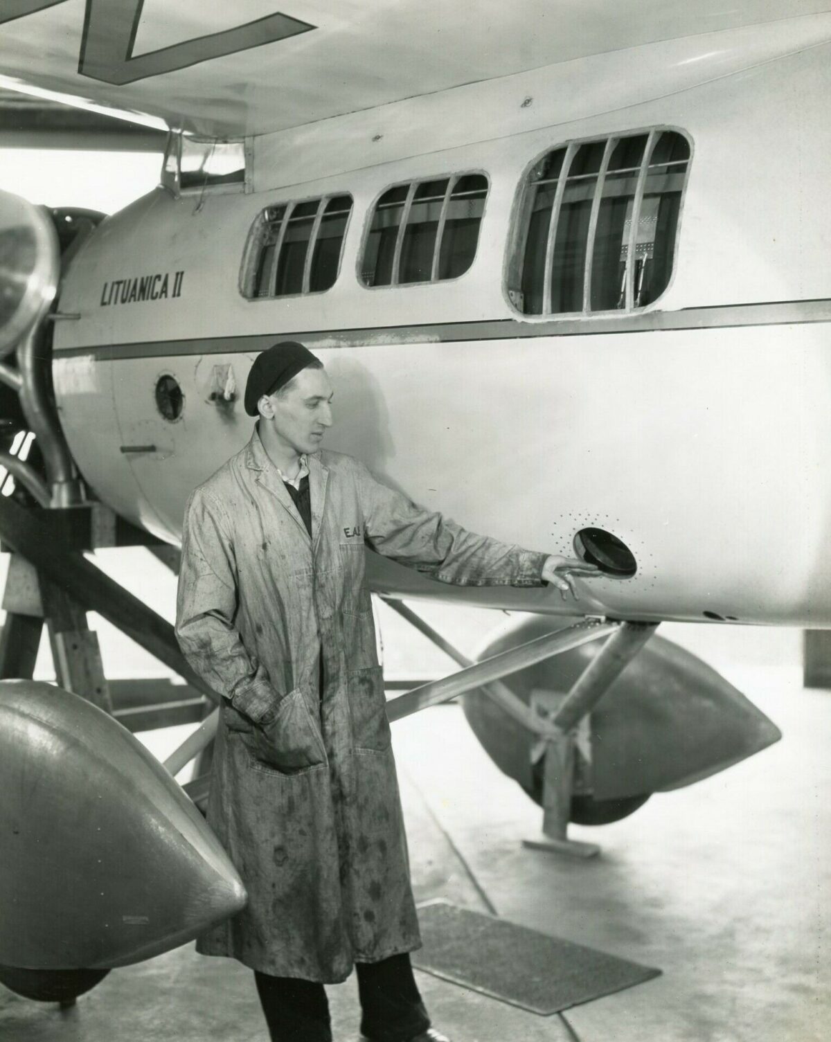 Vaitkus tvarko lėktuvą prieš skrydį 