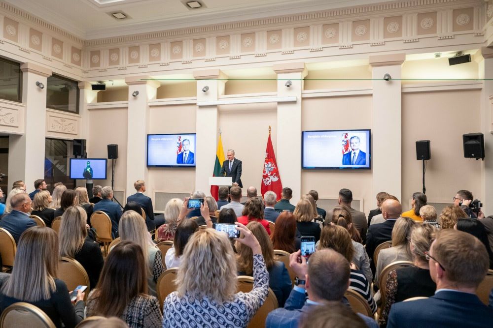 „Nė vienas nėra pamirštas“