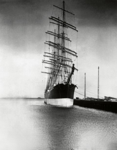 Išleista nauja knyga, pasakojanti apie V. Bagdanavičiaus kelionę burlaiviu du kartus aplink pasaulį