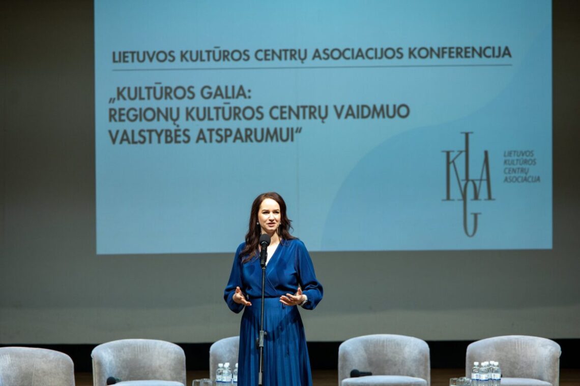 Ministrė Pirmininkė Inga Ruginienė dalyvavo Trakų kultūros ir meno centre vykstančioje Lietuvos kultūros centrų asociacijos konferencijoje