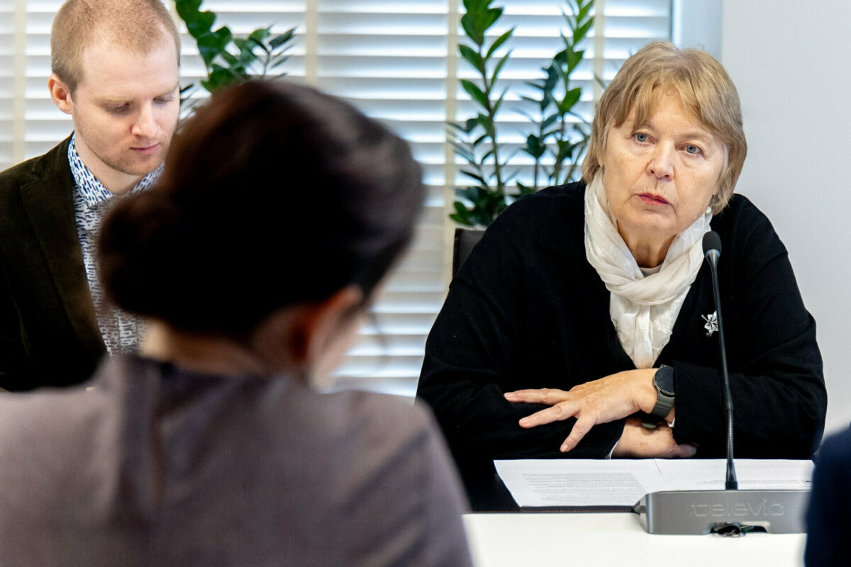 Ingos Ruginienės susitikimas su „Girių spiečiaus“ iniciatyvinės grupės nariais 