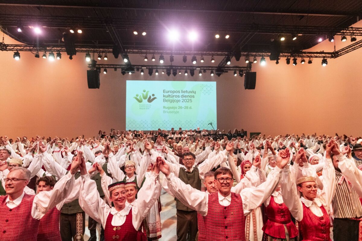 „Aukso paukštė“ iškeliavo pas tautiečius Švedijoje