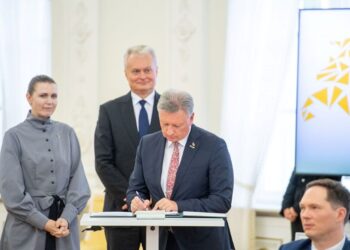 Susitarimo pasirašymas