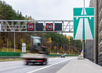 Kintamieji kelio ženklai