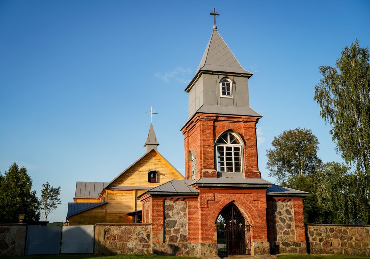 Dieveniškių bažnyčia 