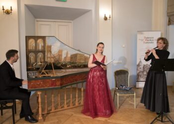 Ansamblis Šviesotamsa