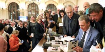 Arvydas Juozaitis dalina autografus