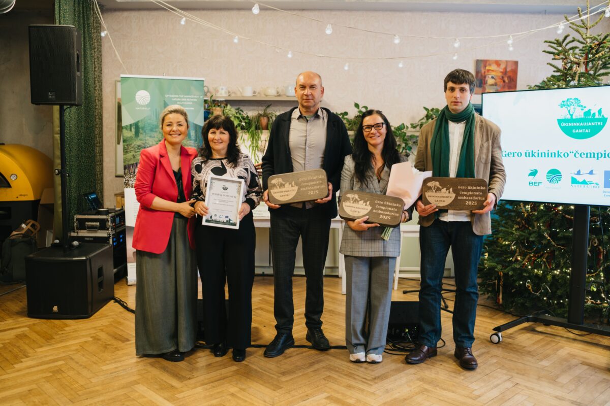 B. Nicholson ir 2025 ambasadoriai