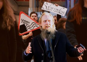 J. Vaiškūnas. „Laisvo žodžio gynėjai“ ima bausti už klausimus?