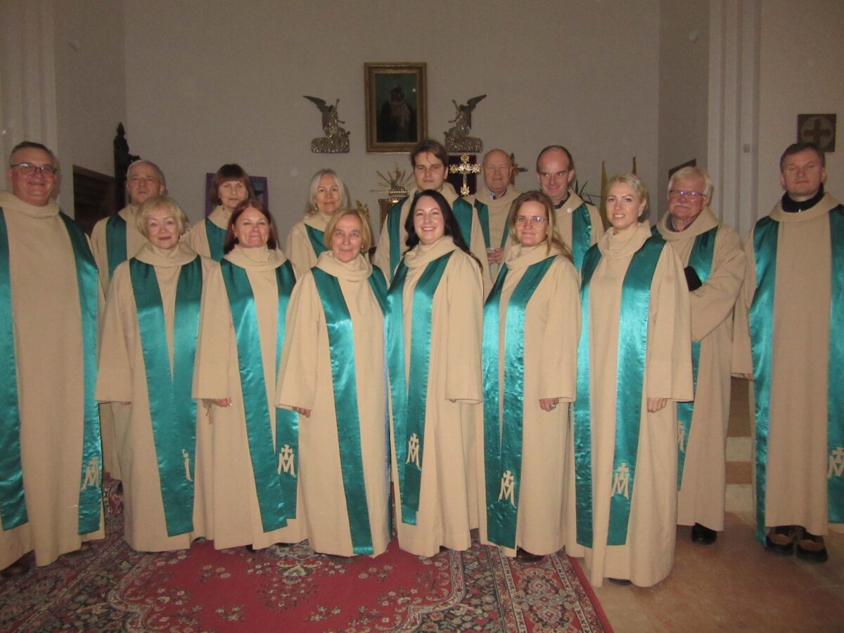 KMTKB Schola Cantorum de Regina Pacis 