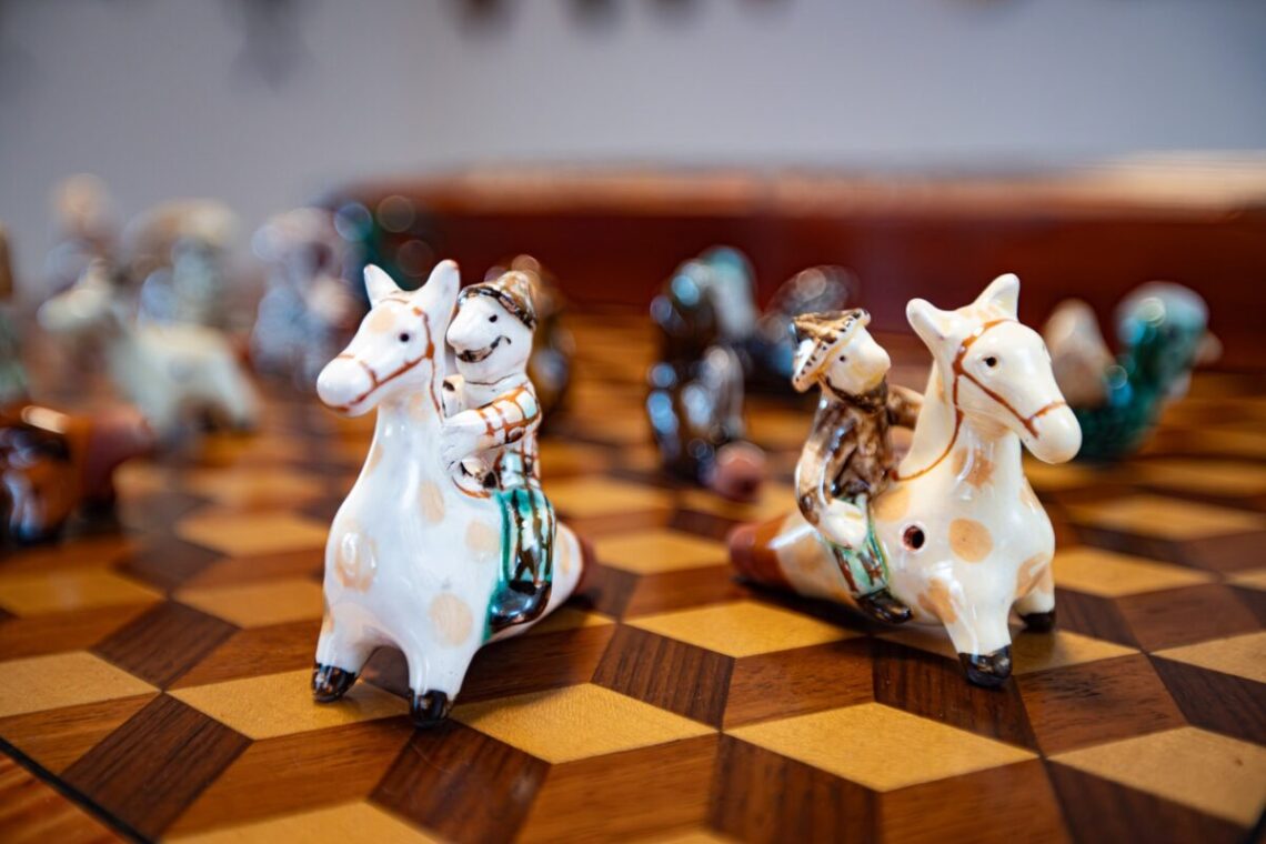 Užutrakyje atidaryta išskirtinė liaudies kūrybos retrospektyvą atskleidžianti paroda