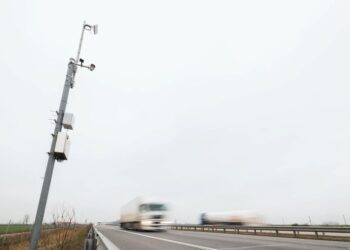 Eismo stebėsenos įrenginys