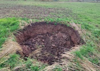 Smegduobės – tai atviras kanalas