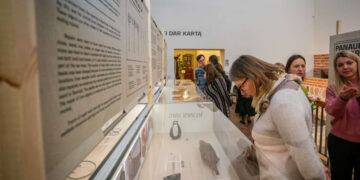 Parodos atidarymo akimirkos