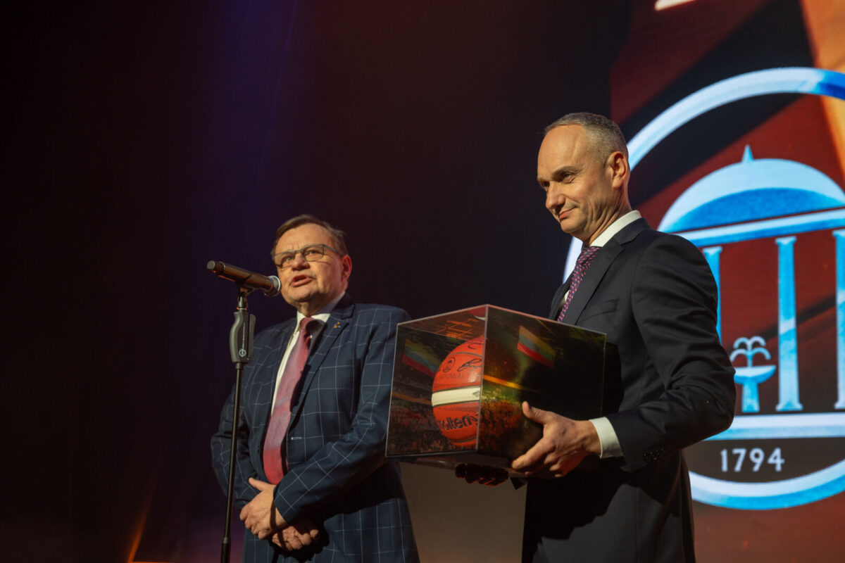 Iškilmingame vakare – apdovanojimai už gražiausius Druskininkų darbus, sumanymus 