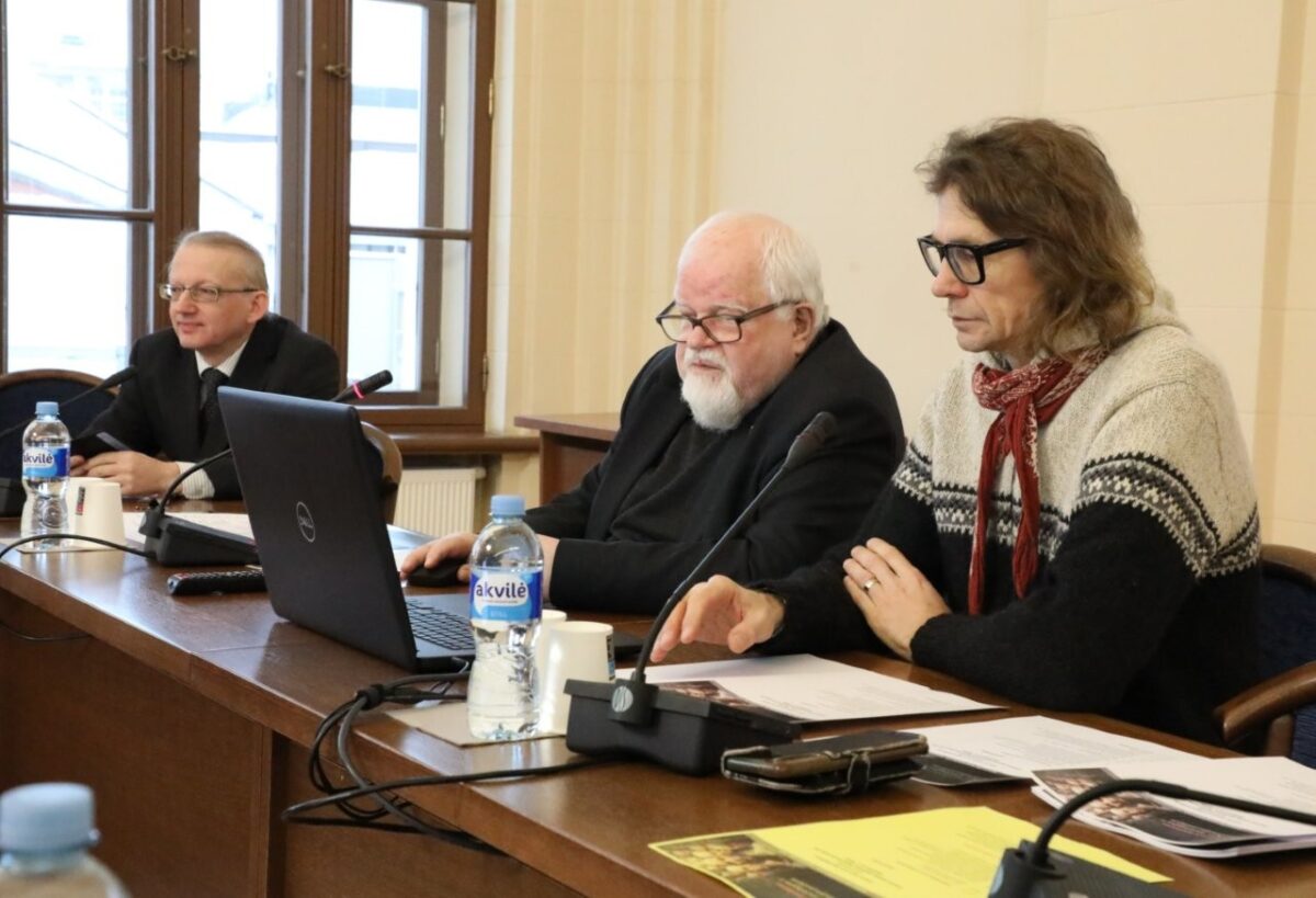 Iš dešinės: akad. Tomas Kačerauskas, akad. Arvydas Virgilijus Matulionis, prof. Naglis Kardelis 