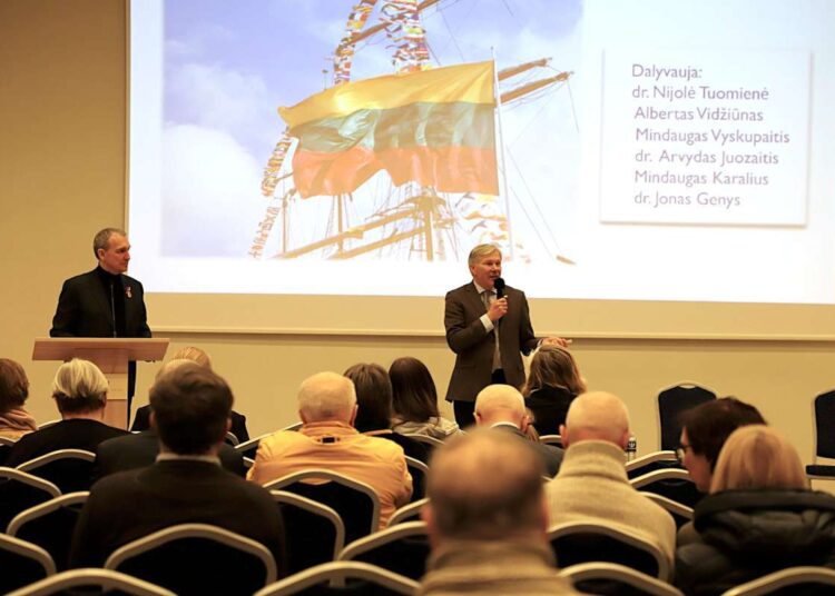 MLIM renginys Klaipėdos Pilies muziejuje, diskutuoja A. Juozaitis ir M. Karalius