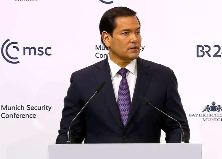 Markas Rubijas Miuncheno saugumo konferencijoje sako kalbą