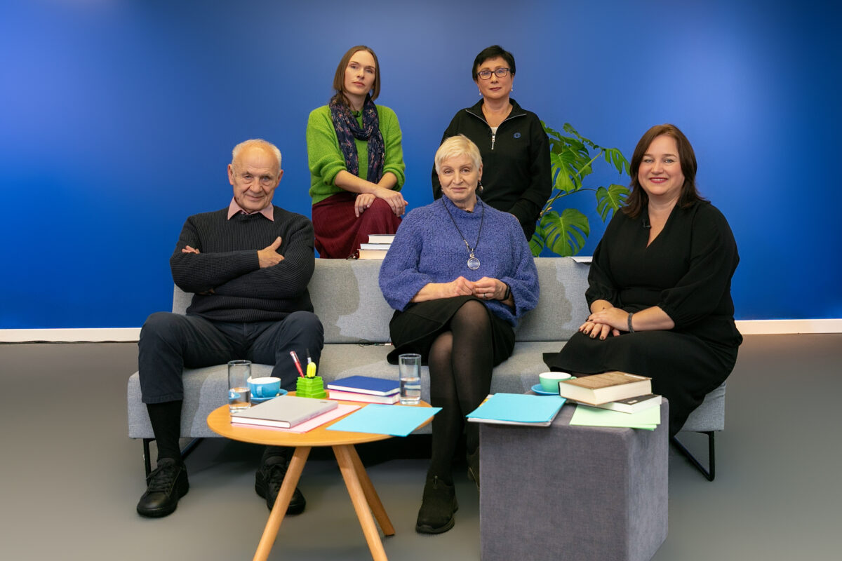 Metų knygos rinkimai, Negrožinės literatūros komisija 