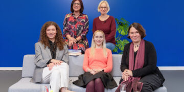 Metų knygos rinkimai Vaikų ir paauglių literatūros komisija