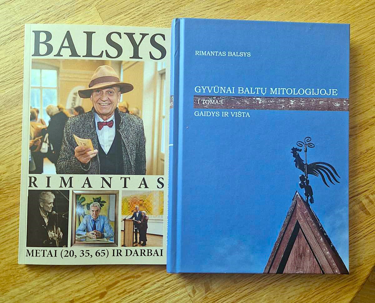 R. Balsys: Vasario 25-osios renginiui iš Klaipėdos universiteto leidyklos gavau dar vieną dovaną. Ačiū direktorei Lolitai Zemlienei ir visam jos kūrybingam kolektyvui  