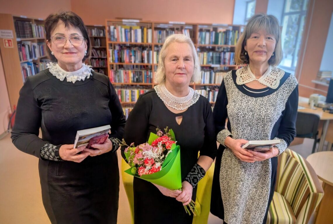 Ritė Gernienė, Gražina Pitrėnienė, Valentina Baltuškienė