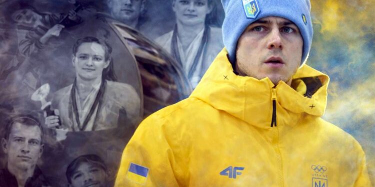 Vladyslavas Heraskevycius ir jo šalmo žuvusiųjų sportininkų atvaizdai