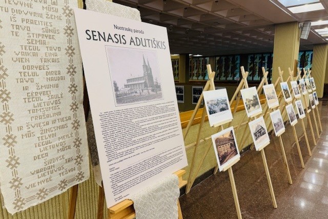 Seime pristatoma fotografijų paroda „Senasis Adutiškis“ 