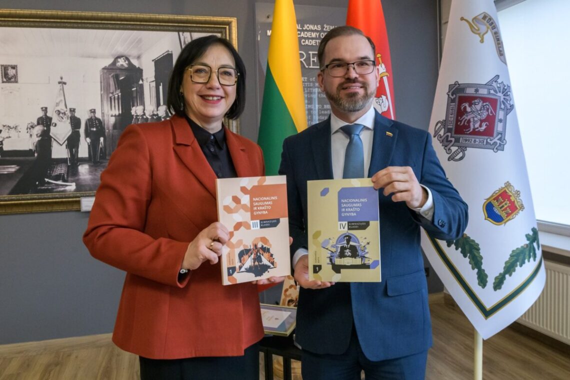 Naujas pilietino ugdymo vadovėlis