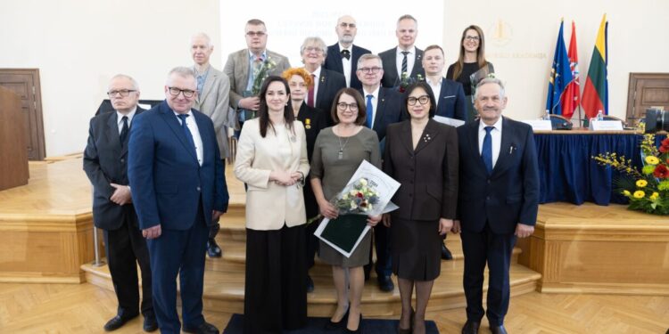 Iškiliems mokslininkams įteiktos 2025 metų Lietuvos mokslo premijos