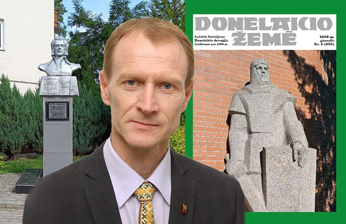 Gintaras Skamaročius ir paminklas Kristijonui Donelaičiui Gumbinėje