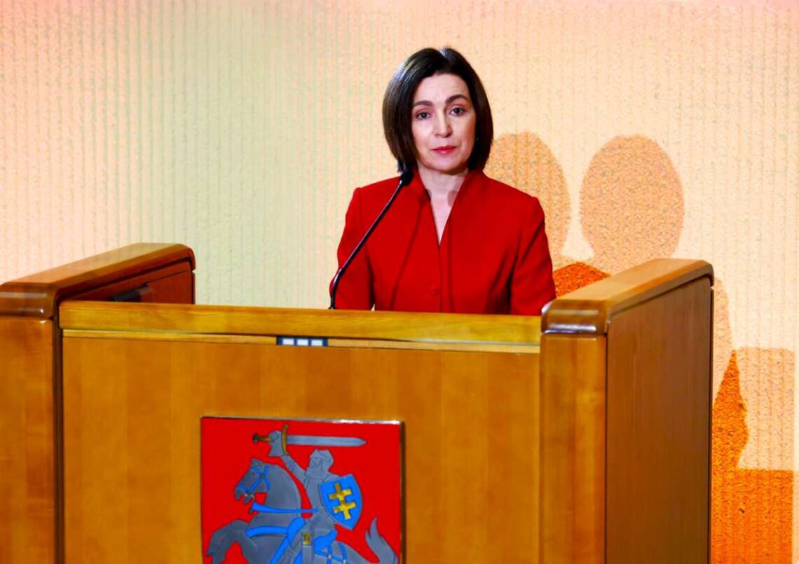 Moldovos Respublikos Prezidentė Maja Sandu kalba Lietuvos Nepriklausomybės atkūrimo dienos minėjime Seime