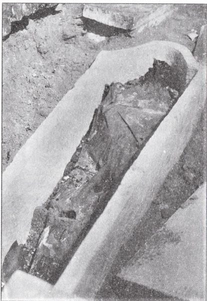Didžiosios kunigaikštienės Sofijos Vytautaitės palaikai autopsijos metu. 1929 m. 