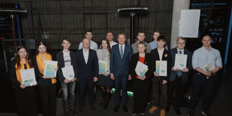 Energetikos egzamino nugalėtojai