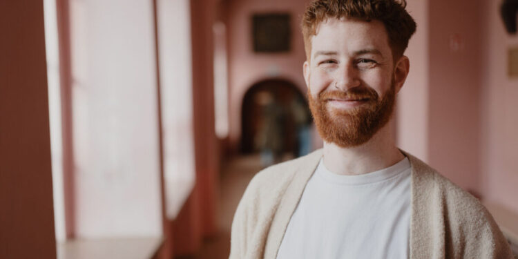 Džeimsas Ijanas Maklynas (James Iain McLean)