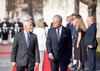 Petras Pavelas ir Gitanas Nausėda