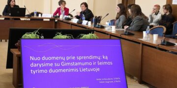 Gimstamumo ir šeimos tyrimas