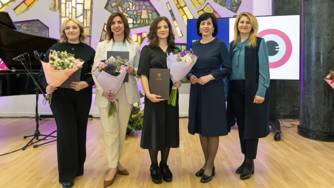 26-oji Nacionalinė Lietuvos bibliotekų savaitė pradėta apdovanojimais ir sveikinimais