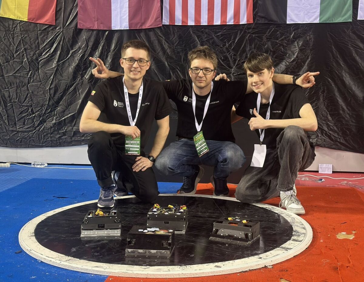Robotų varžybos Graikijoje 