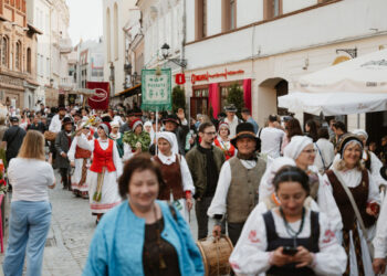 Šventės dalyvių eisena