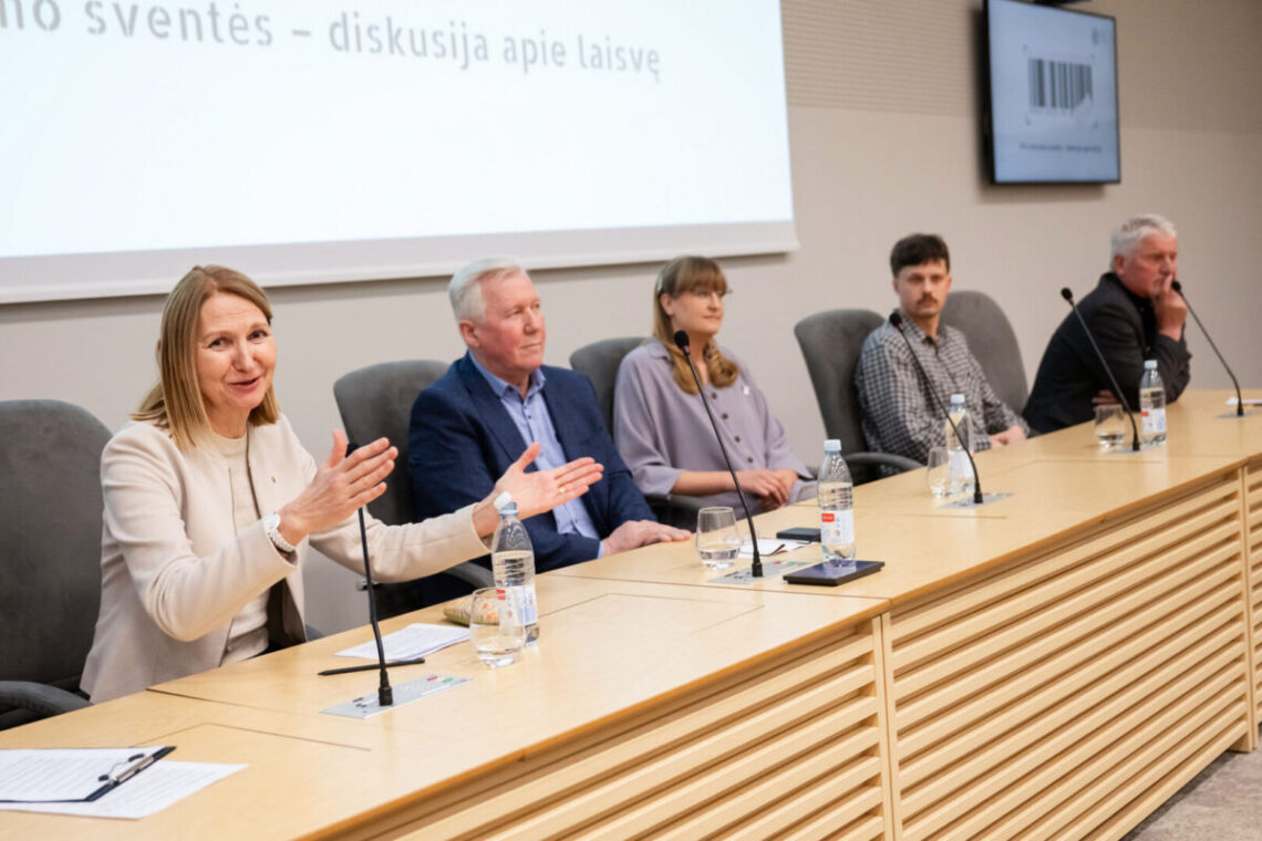 VDU gimtadienį pasitikus: diskusija