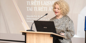 praktinę konferenciją „Turėti laisvę – tai turėti atmintį“